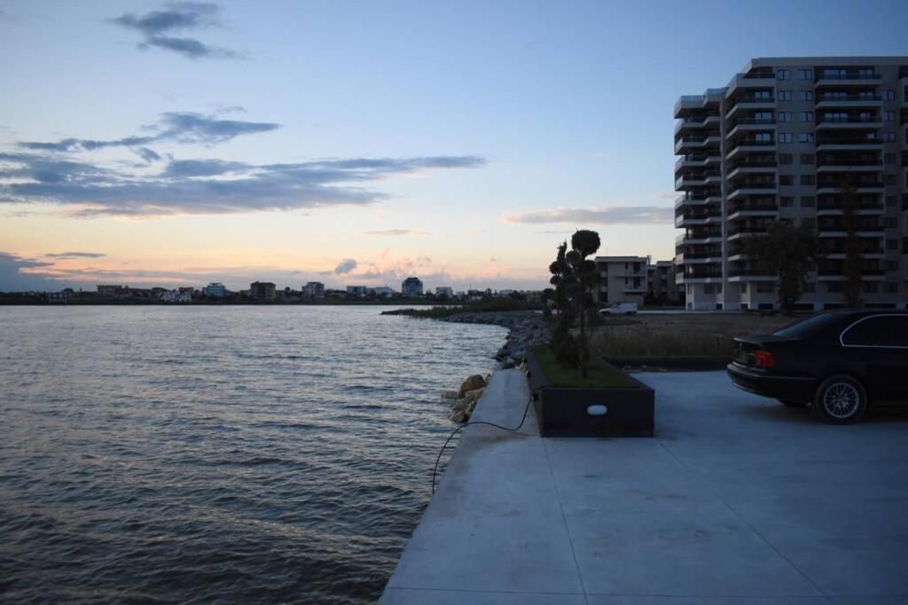 Apartment By The Lake With A View Mamaia Kültér fotó